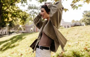 Proljetno buđenje kroz odjeću: kako stil pokreće energiju, kretanje i unutarnju spremnost za promjene